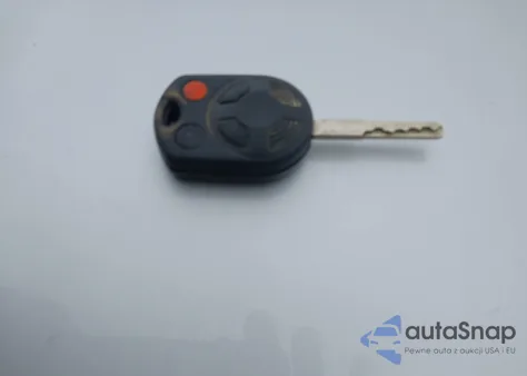 2013 Ford Focus Se z USA, uszkodzony, nr VIN 1FADP3F2XDL117375